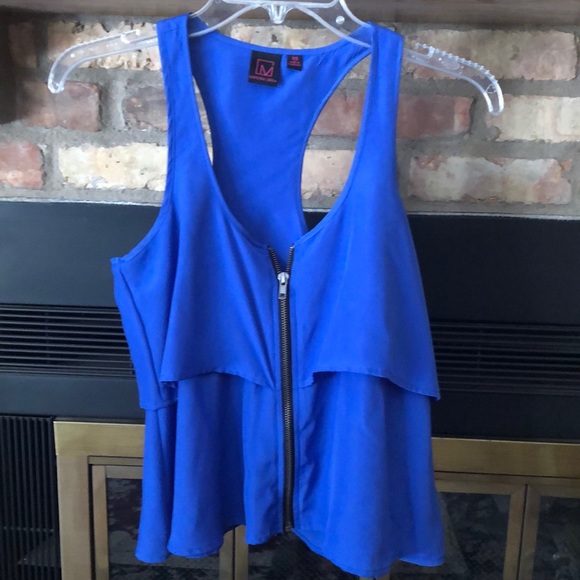 Material Girl Tops - Like new Cute blue top size XS